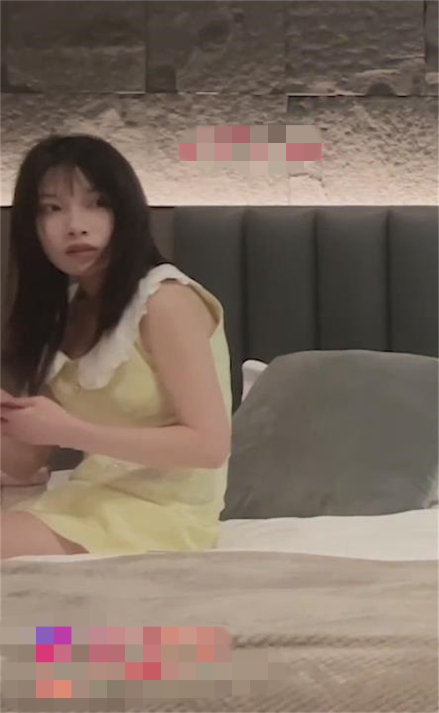 探花洪七今天约了个刚下班出来兼职的护士妹子 1V